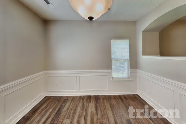 Building Photo - 6800 Brancusi Ct