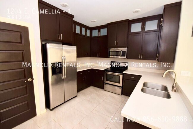 Building Photo - 1204 E. Camellia-1