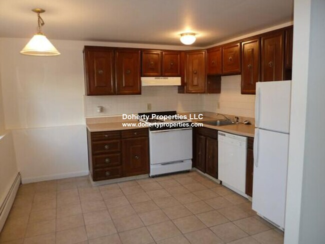 Building Photo - 67 Fernview Ave