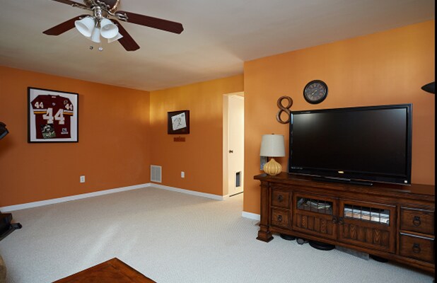 Foto del edificio - 7118 Snug Harbor Ct