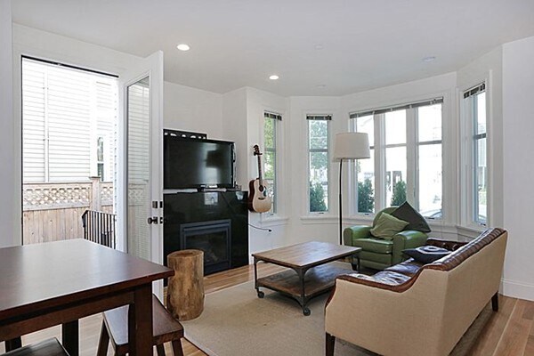 Foto del edificio - 308 Beacon St