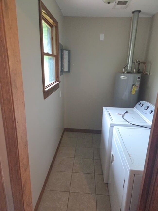 Foto del edificio - 215 W Valleyview Dr