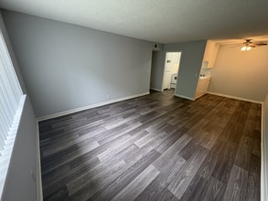 Building Photo - 1005 Hickory Hill Ln