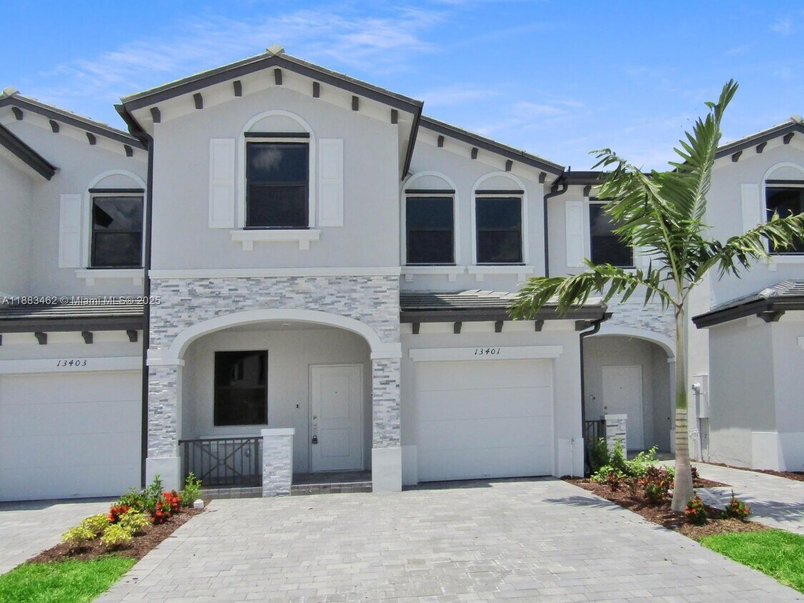 Foto principal - 13401 SW 287th St