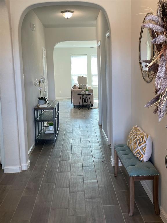 Foto del edificio - 1008 Madelia Ave