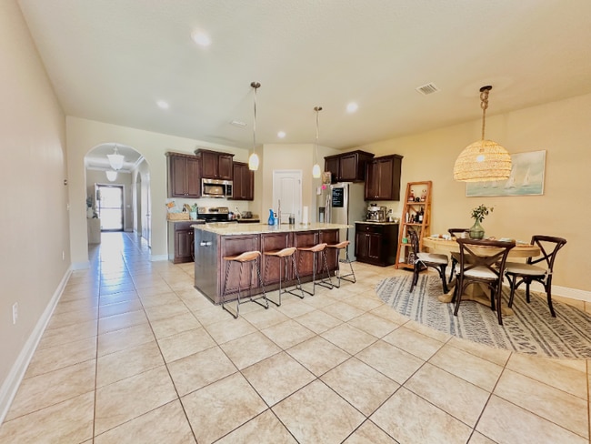 Building Photo - 1720 Brantley Dr