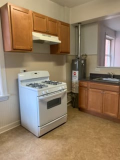 Photo - 1016 S May St Apartments