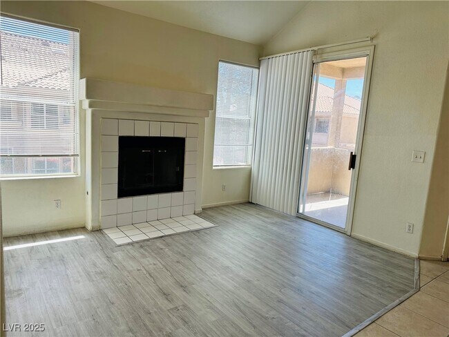 Foto del edificio - 5125 W Reno Ave