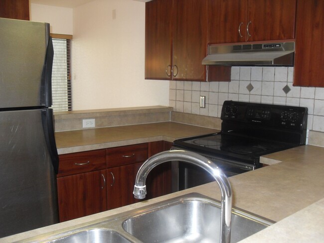 Foto del edificio - 2 Bedroom 1.5 Bath Townhome - Grand Oaks C...