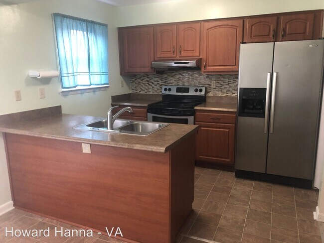 Foto del edificio - 3 br, 1.5 bath House - 243 Greenbrier Avenue