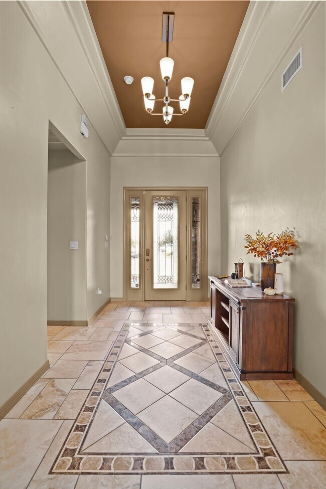 Building Photo - 14249 Hunter Creek Dr
