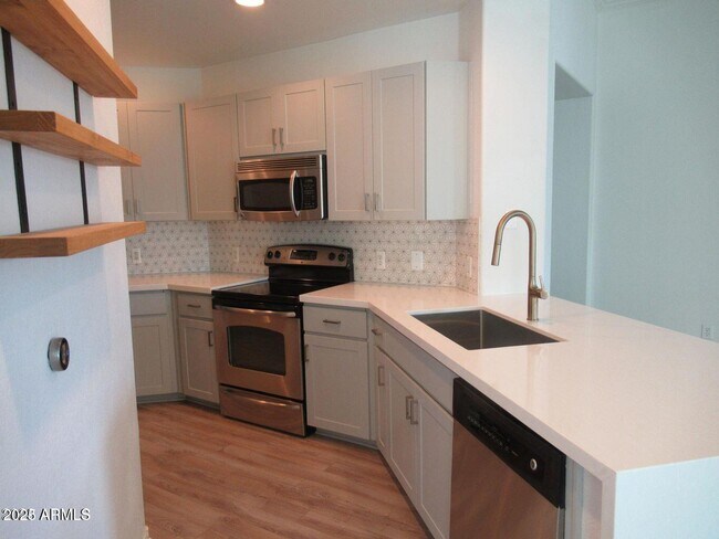 Foto del edificio - 11640 N Tatum Blvd