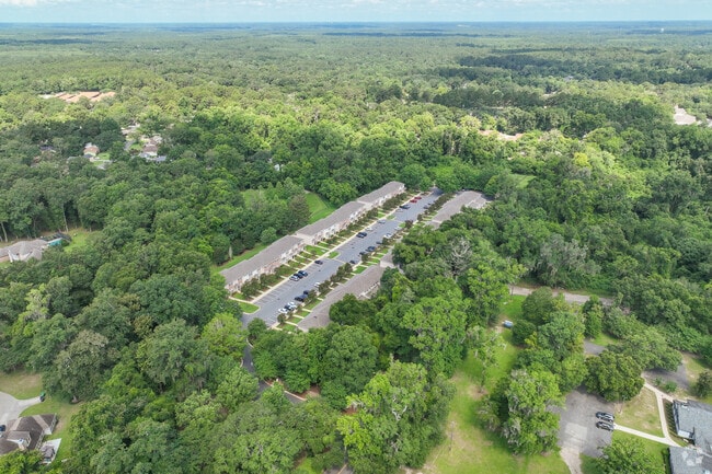 3400 Old Bainbridge Rd - Aerial Photo - Camillia Gardens