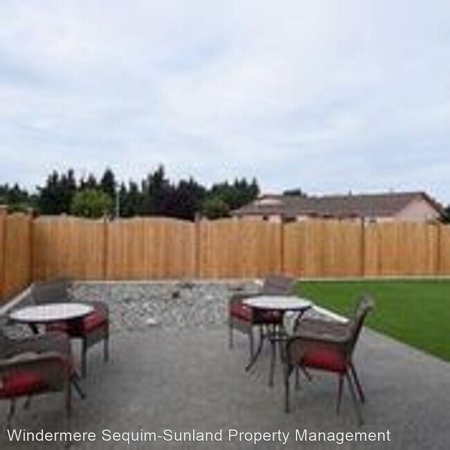 Building Photo - 3 br, 2 bath House - 130 Choice Loop