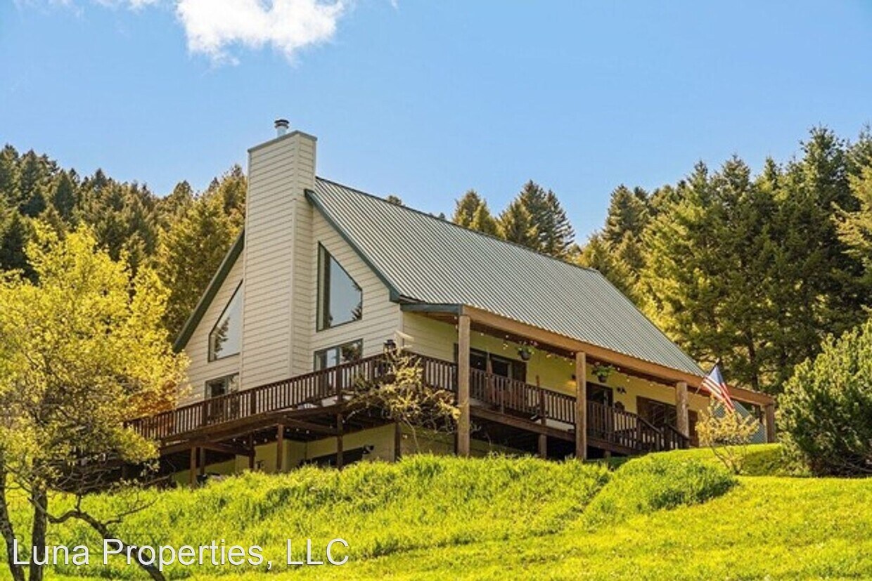 Foto principal - 3 br, 3 bath House - 165 Smokey Hollow Road