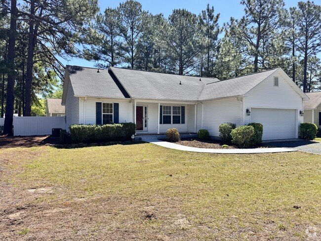 Building Photo - 245 Woodgreen Dr