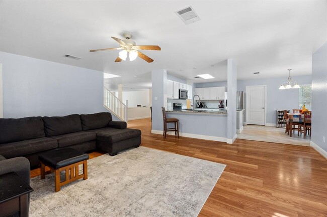 Foto del edificio - 11317 Blairview Ln