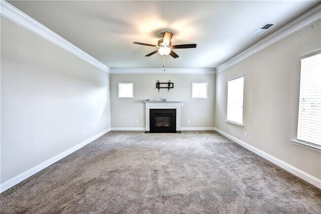 Foto del edificio - 5193 Woodline View Ln