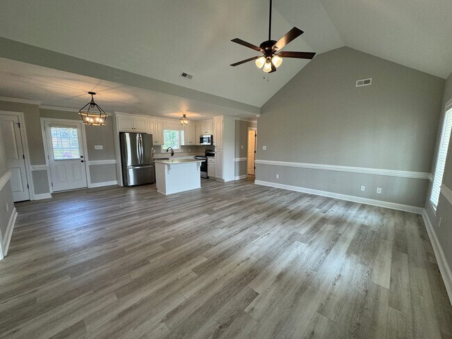 Foto del edificio - Introducing Your Dream Home in Nash County's Tar River Reservoir Area!