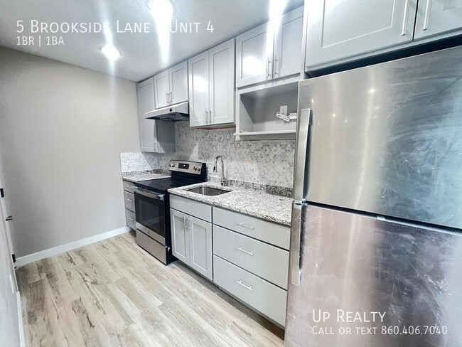 Building Photo - 5 Brookside Ln