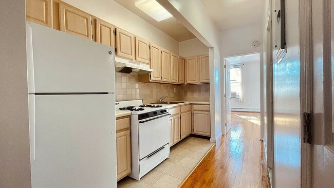 Building Photo - 1374 Bushwick Ave
