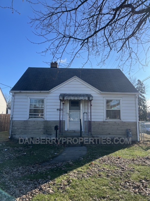 Building Photo - 4621 S Detroit Ave