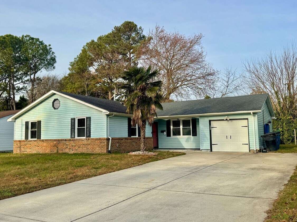 Foto principal - Beautiful Ranch Style Home