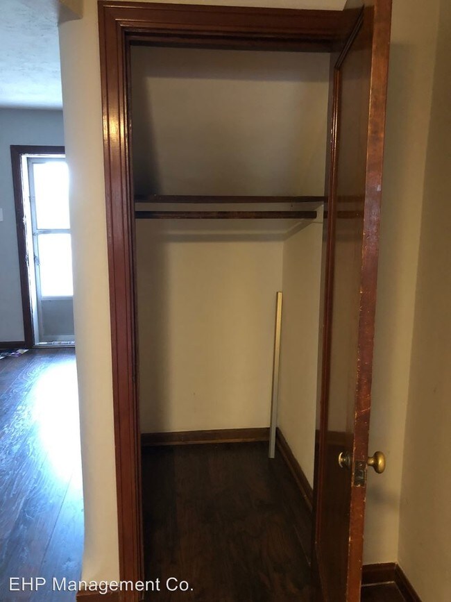 Foto del edificio - 4614-4616 Jamieson Ave