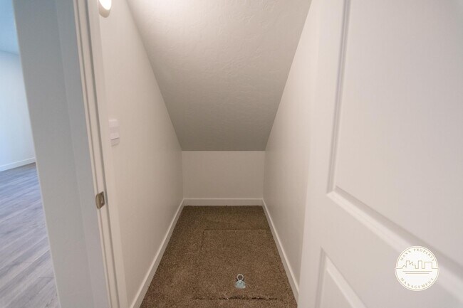 Foto del edificio - 3-Bed 2-Bath Townhome In Spanish Fork With Great Amenities!