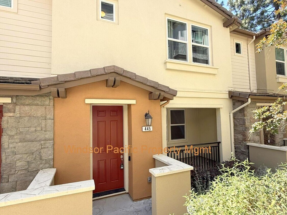 Foto principal - Modern & Luxurious Ryan Terrace Townhouse ...