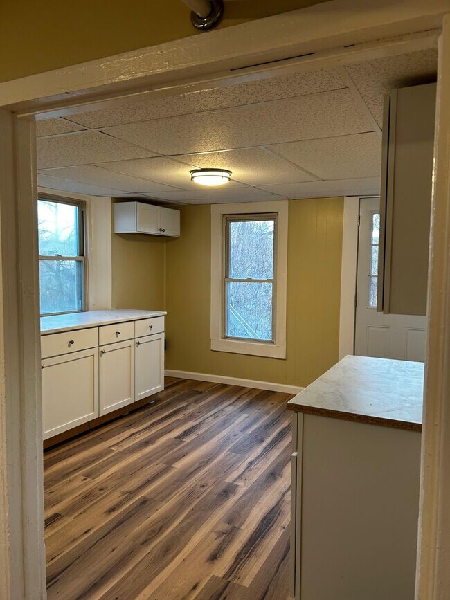 Foto del edificio - 92 Farview St