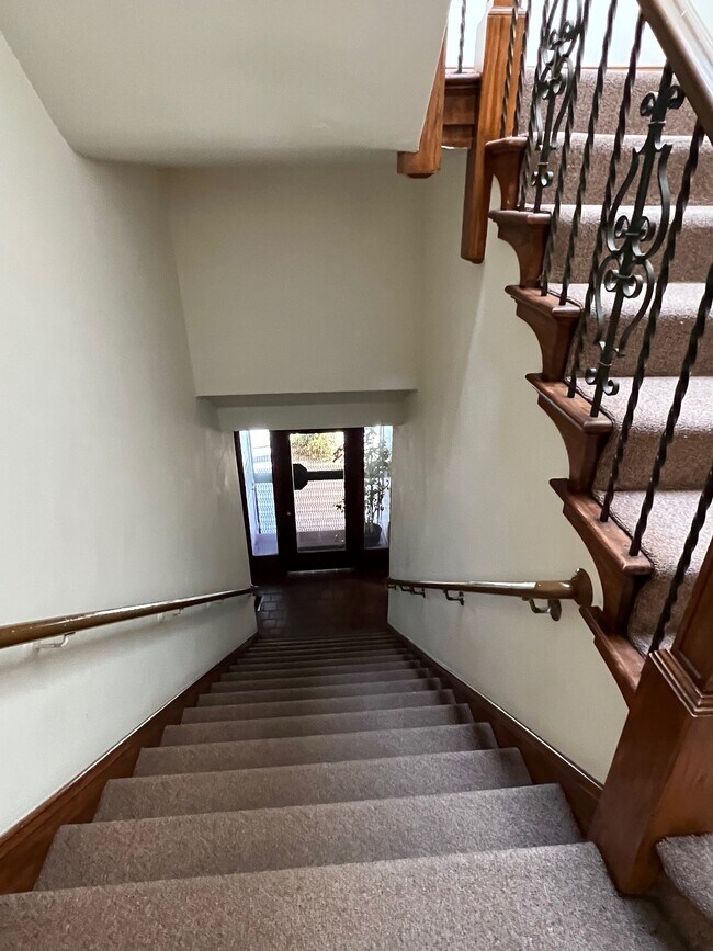 Front stairs to first level - 350 Green St