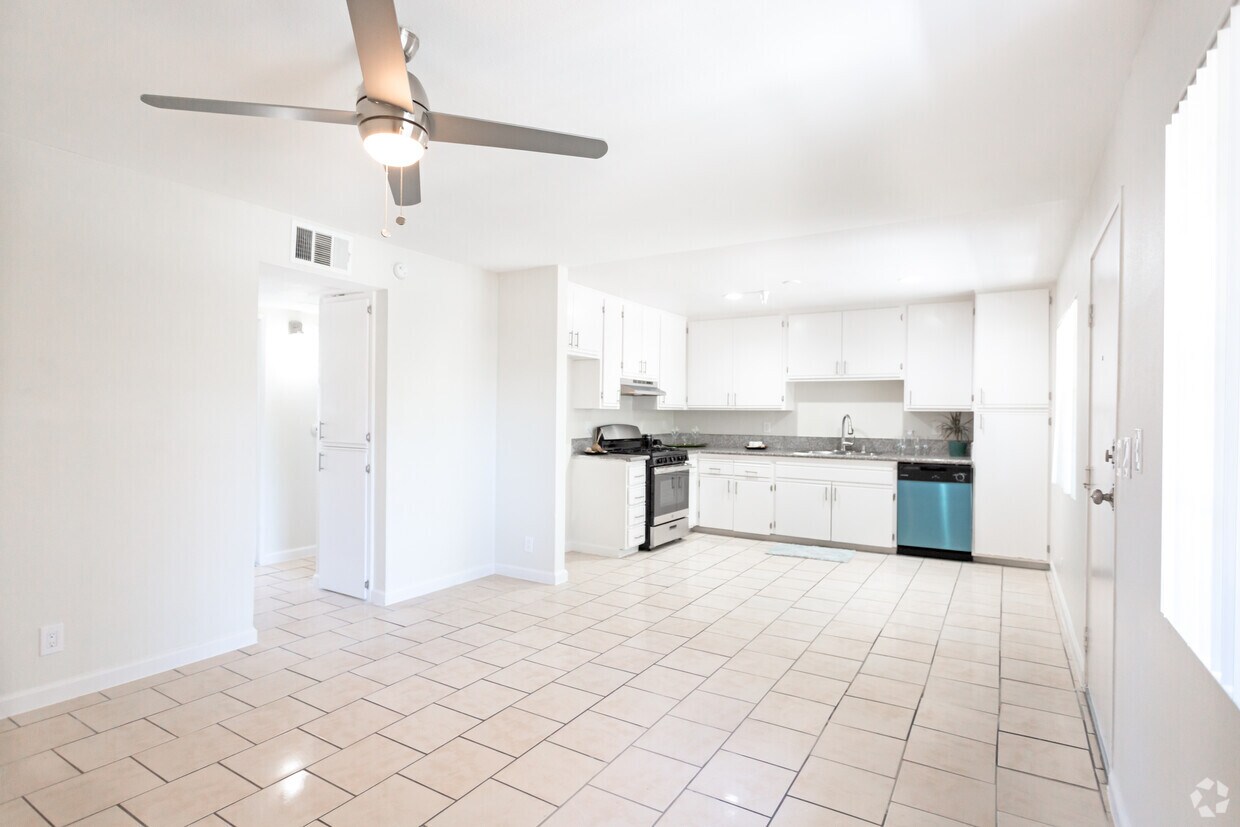 Beckwood Apartment Homes Apartments in North Hollywood, CA