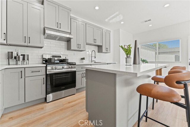 Foto principal - 424 W Wilshire Ave