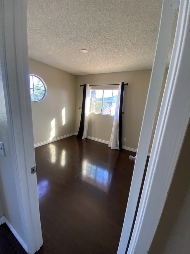 Foto del edificio - 16502 Mango Way