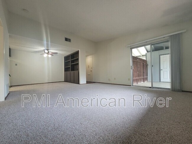 Foto del edificio - 3030 Olive Glen Ct
