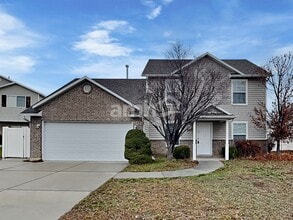 Building Photo - 267 S 590 W