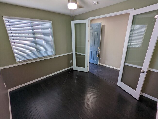Foto del edificio - 11048 Prairie Grove Rd
