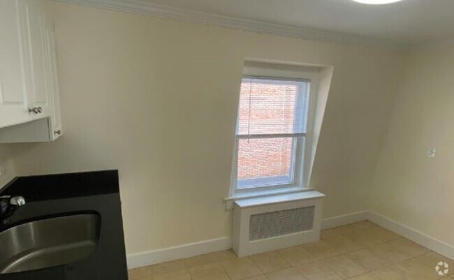 Building Photo - 45 Langdon St
