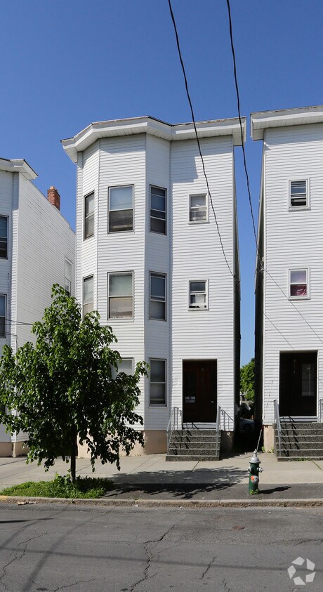 Foto del edificio - 692 State St