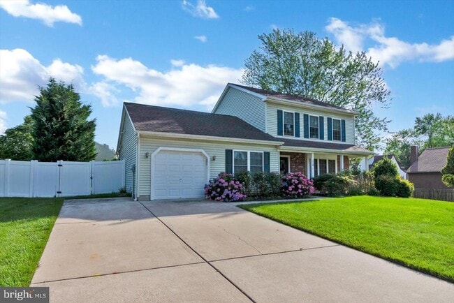 Building Photo - 110 E Partridge Ln