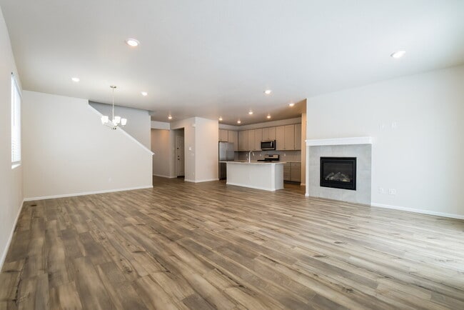 Building Photo - 9232 Rifle St