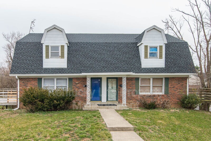 Foto principal - 1102 Centurian Rd
