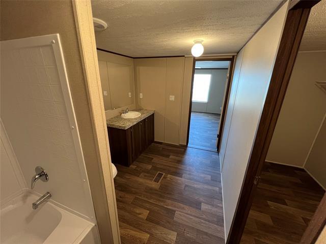 Foto del edificio - 362 Lake Whitney Dr