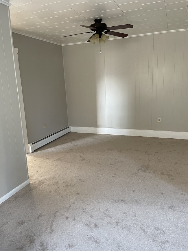 Building Photo - 303 N 3rd St