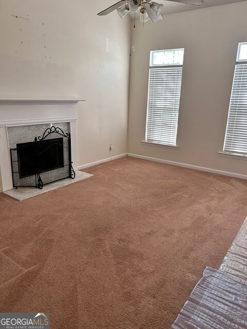 Foto del edificio - 9592 Lakeview Cir