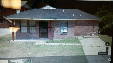 Building Photo - 1364 Breedlove St