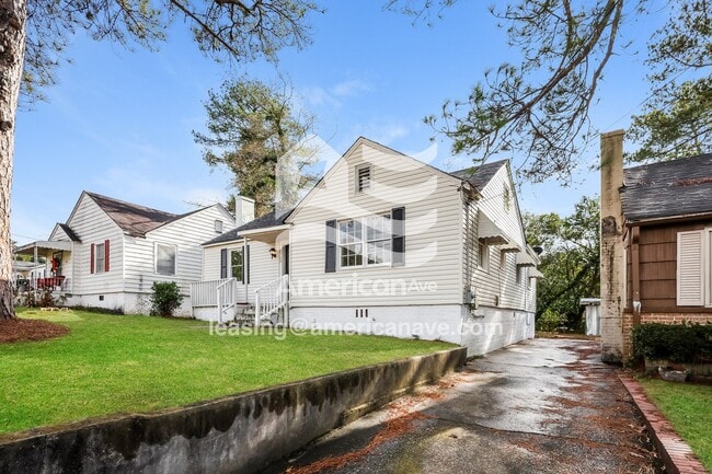 Building Photo - 2782 Suwanee Ave