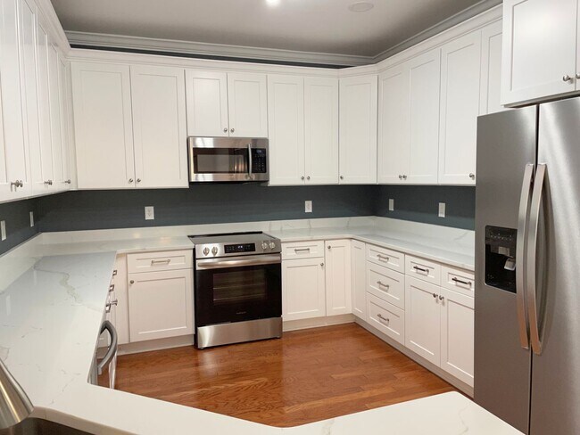 Foto del edificio - 2196 Eisenhower Ave