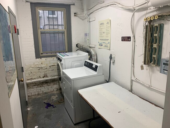 Foto del edificio - 8 Ransom Rd